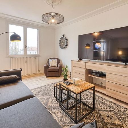 Magnificent Apartment, 4 Bedrooms, Fiber Wifi Grenoble Bagian luar foto