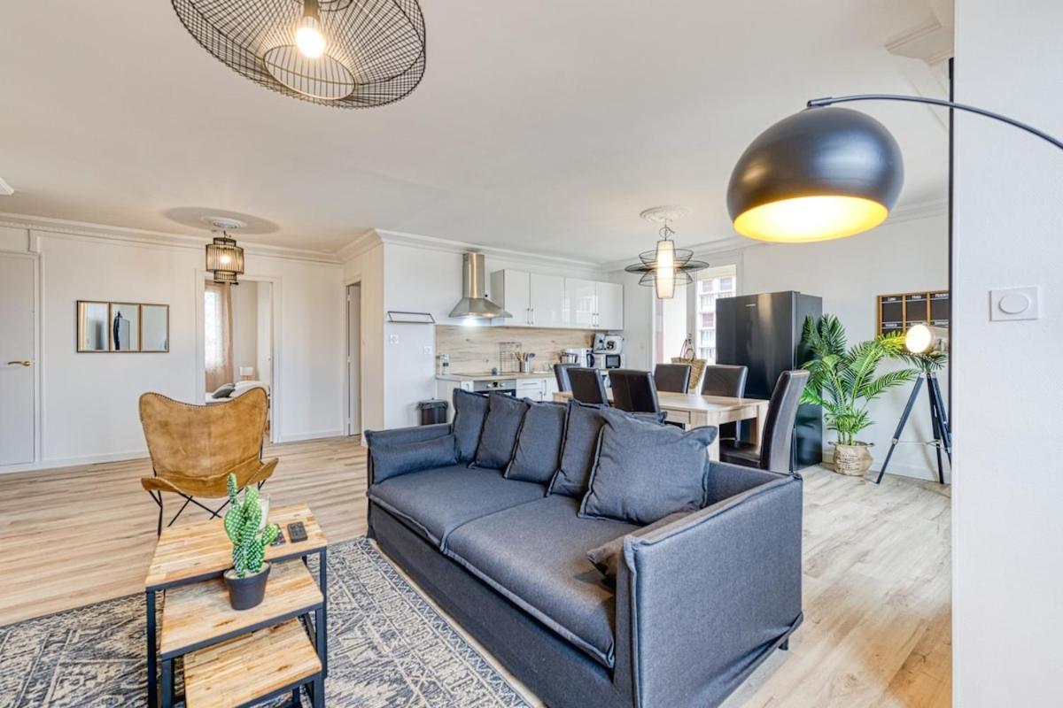 Magnificent Apartment, 4 Bedrooms, Fiber Wifi Grenoble Bagian luar foto