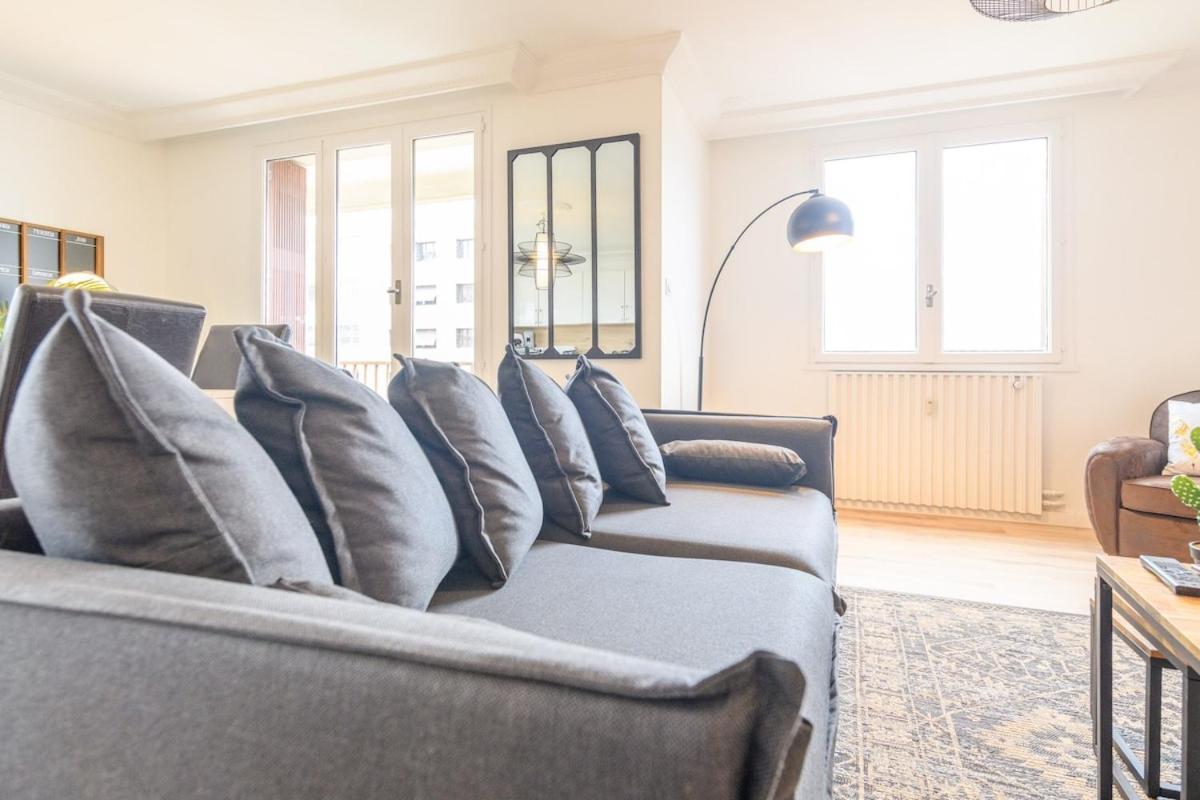 Magnificent Apartment, 4 Bedrooms, Fiber Wifi Grenoble Bagian luar foto
