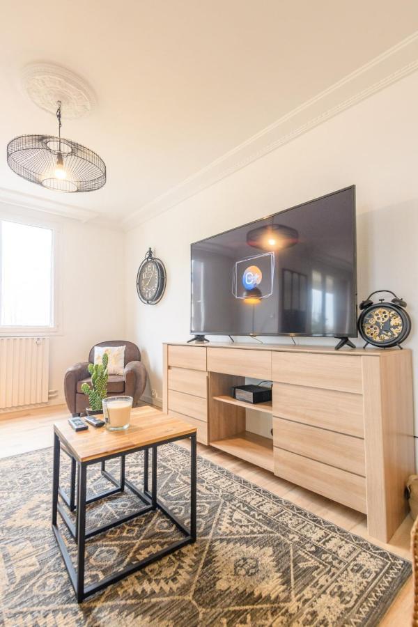 Magnificent Apartment, 4 Bedrooms, Fiber Wifi Grenoble Bagian luar foto