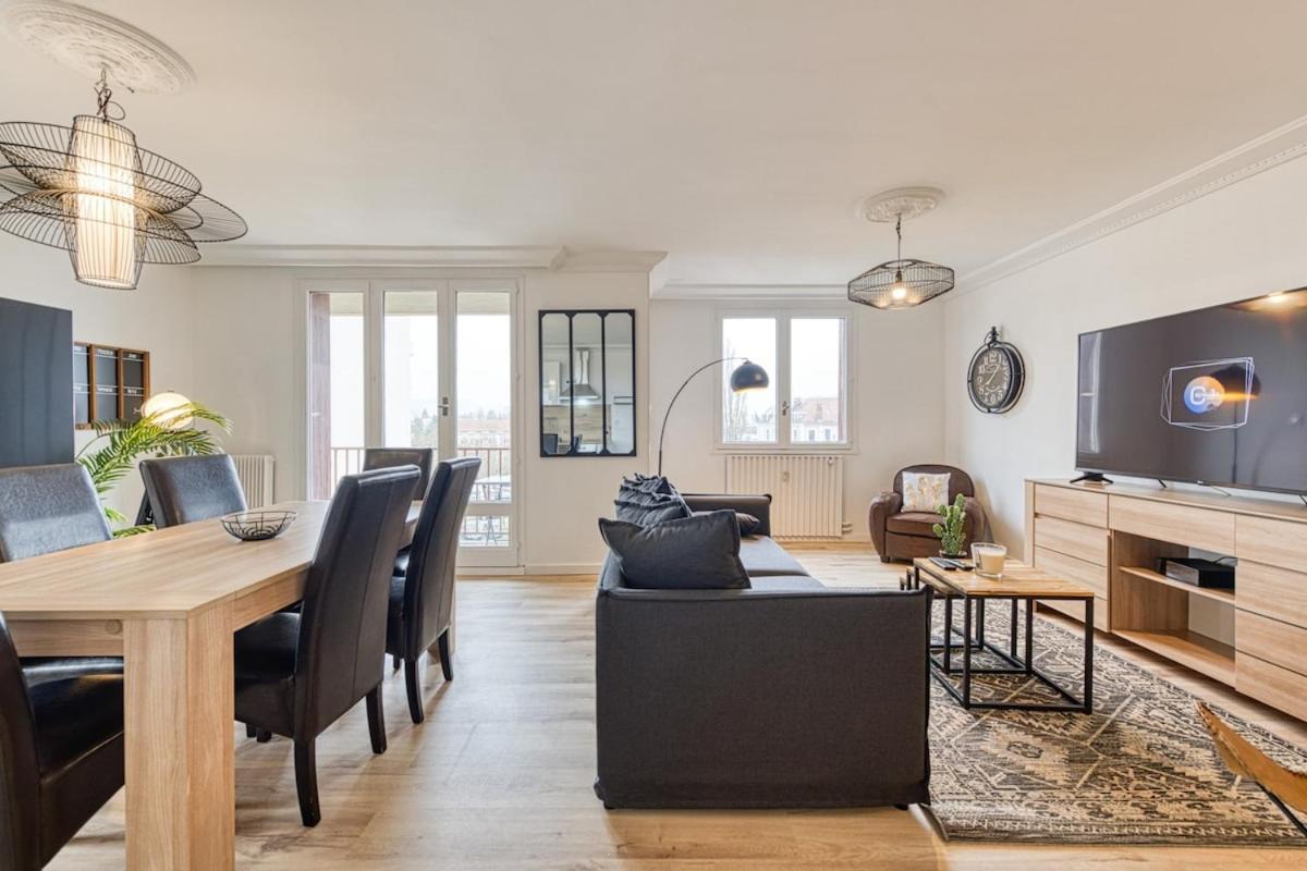 Magnificent Apartment, 4 Bedrooms, Fiber Wifi Grenoble Bagian luar foto