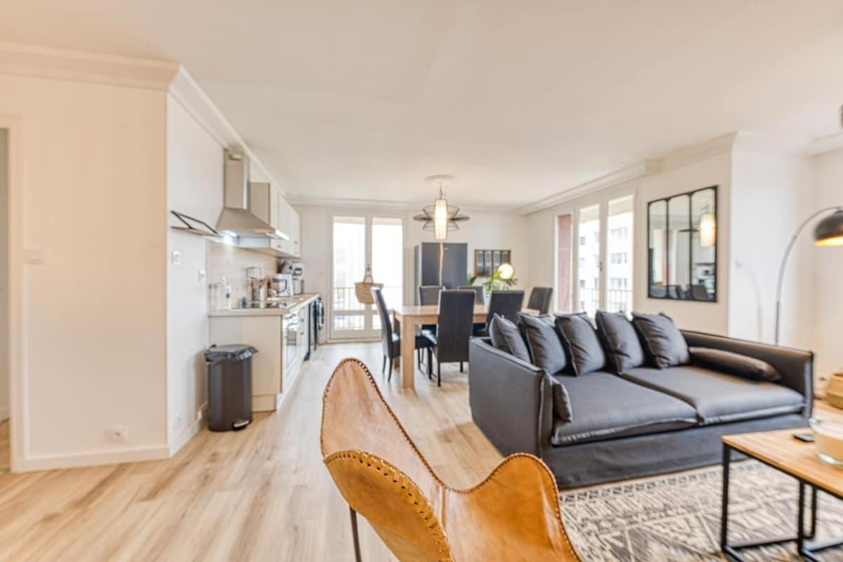 Magnificent Apartment, 4 Bedrooms, Fiber Wifi Grenoble Bagian luar foto