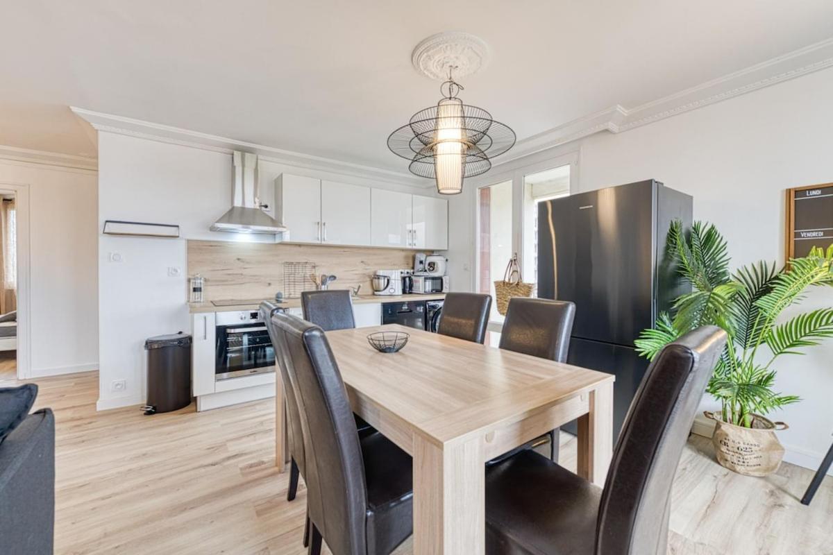 Magnificent Apartment, 4 Bedrooms, Fiber Wifi Grenoble Bagian luar foto