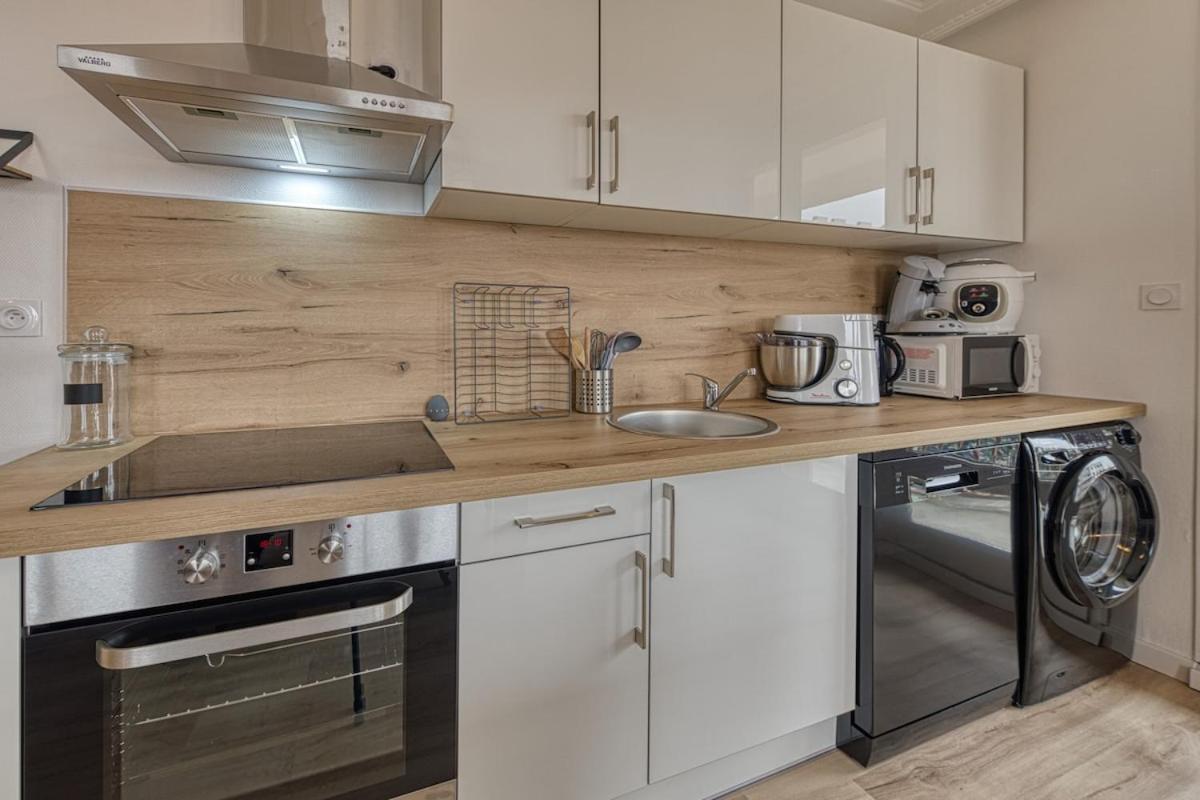 Magnificent Apartment, 4 Bedrooms, Fiber Wifi Grenoble Bagian luar foto