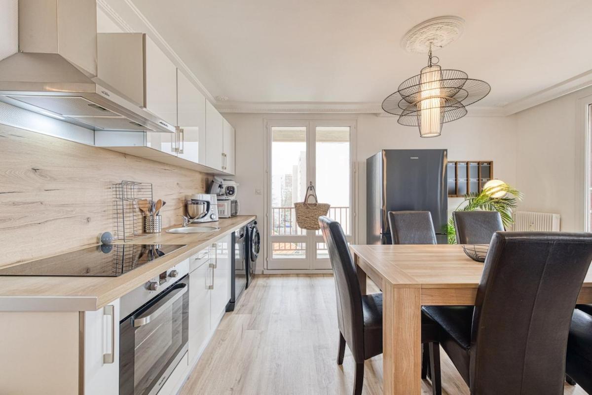 Magnificent Apartment, 4 Bedrooms, Fiber Wifi Grenoble Bagian luar foto