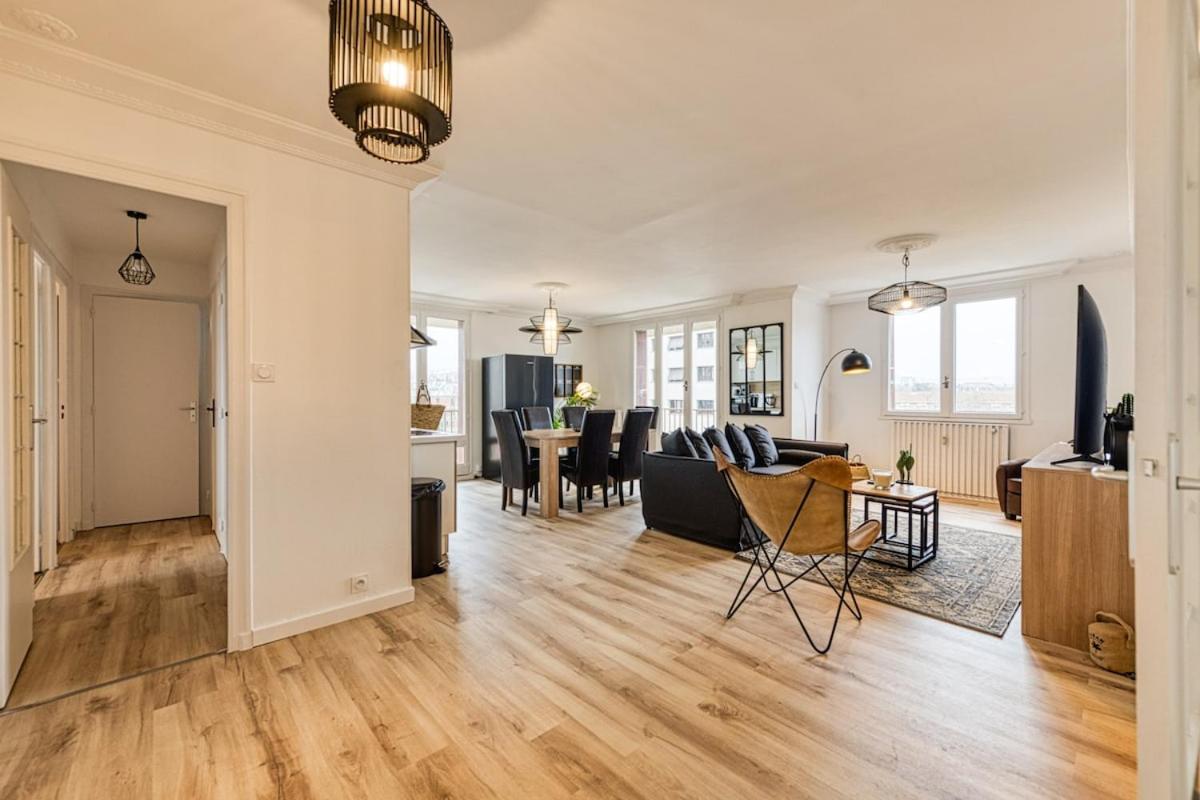 Magnificent Apartment, 4 Bedrooms, Fiber Wifi Grenoble Bagian luar foto