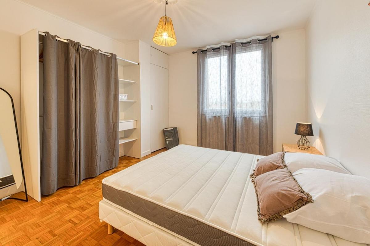 Magnificent Apartment, 4 Bedrooms, Fiber Wifi Grenoble Bagian luar foto