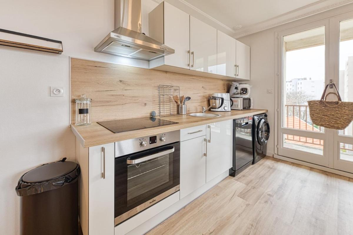 Magnificent Apartment, 4 Bedrooms, Fiber Wifi Grenoble Bagian luar foto