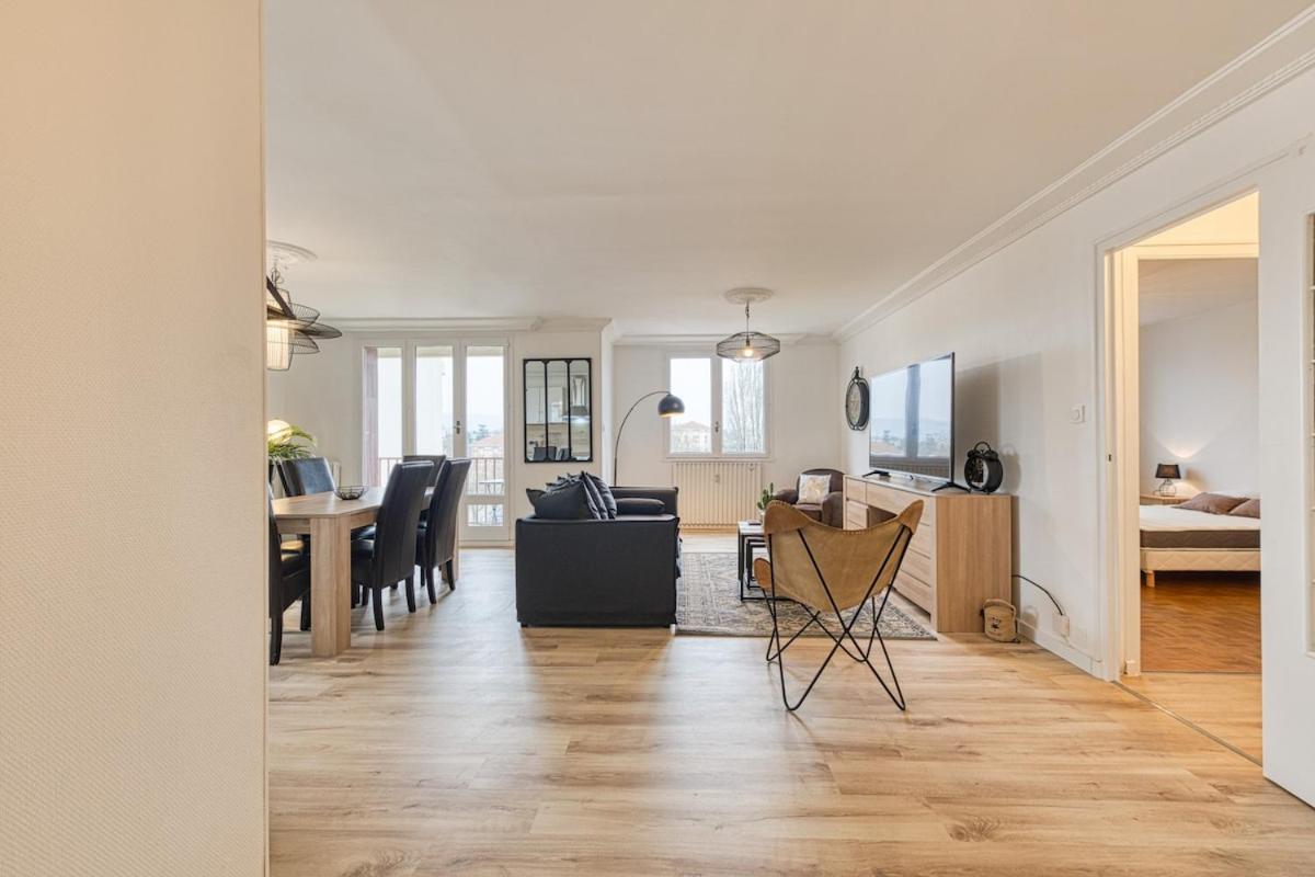 Magnificent Apartment, 4 Bedrooms, Fiber Wifi Grenoble Bagian luar foto
