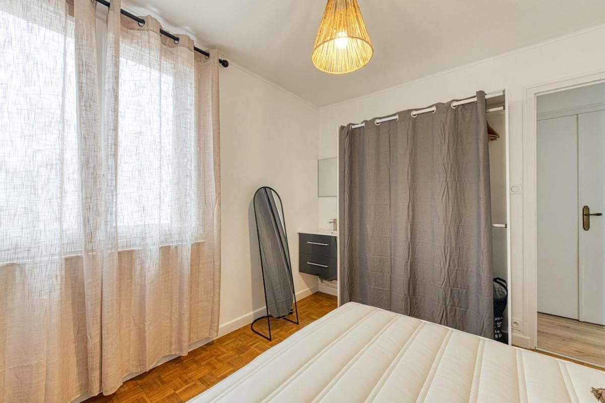 Magnificent Apartment, 4 Bedrooms, Fiber Wifi Grenoble Bagian luar foto