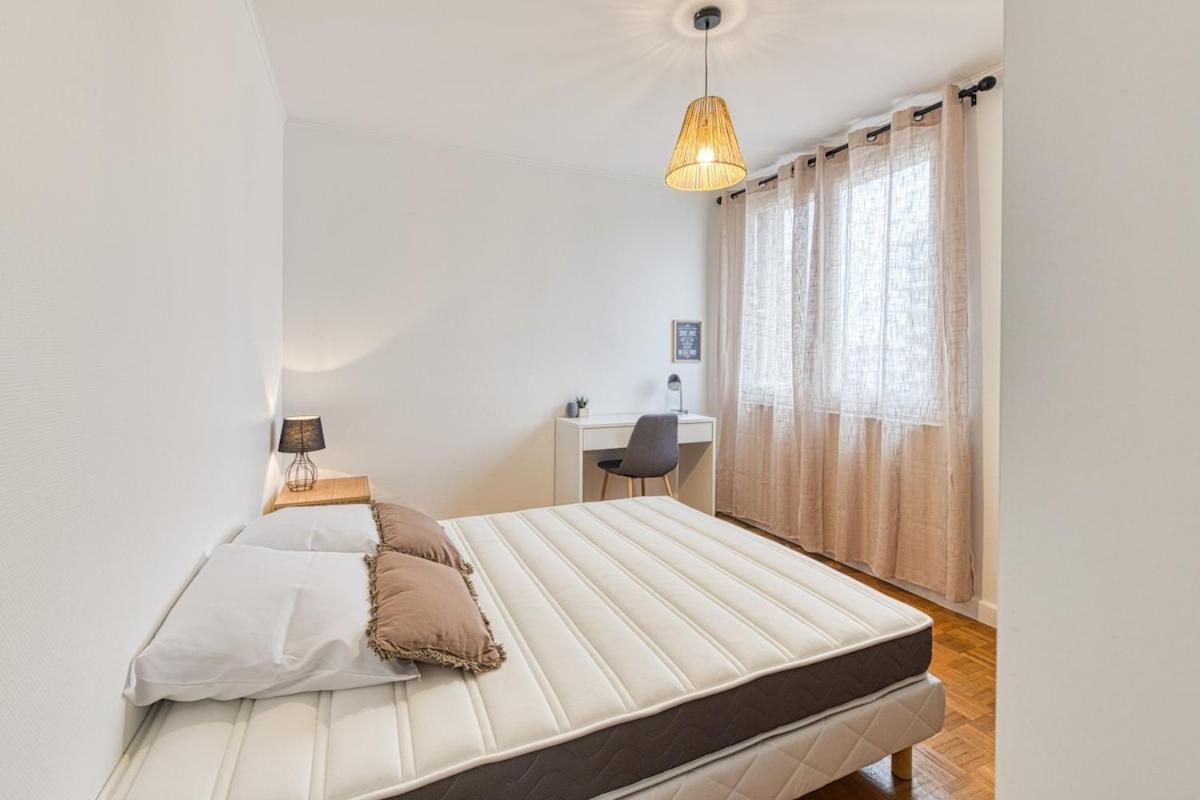 Magnificent Apartment, 4 Bedrooms, Fiber Wifi Grenoble Bagian luar foto